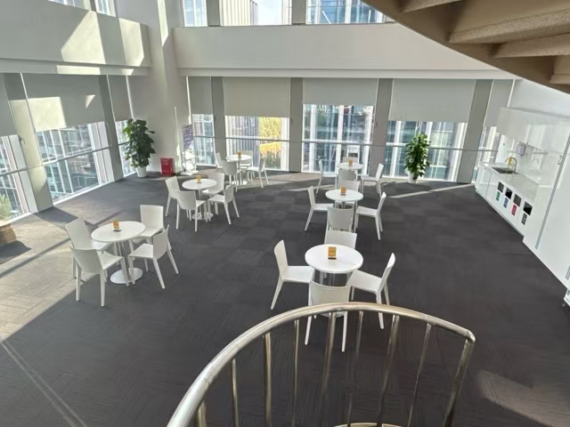 融新科技中心 6000平米办公室  