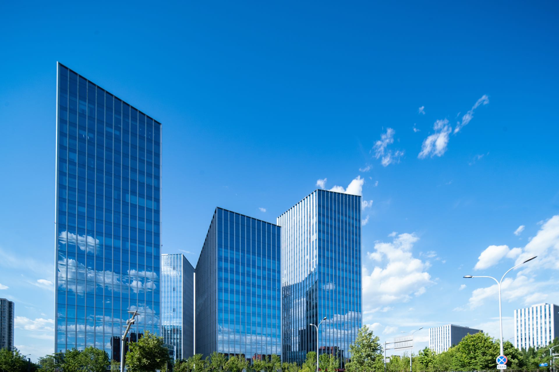 融新科技中心 14000平米办公室  